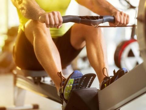 Theo một nghiên cứu mới, những người tập thể dục muộn hơn trong ngày ít có khả năng mắc bệnh tiểu đường hơn so với những người tập thể dục vào buổi sáng. Ảnh: SHUTTERSTOCK