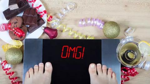 Vì đâu mà cân nặng tăng vù vù vào những tháng cuối năm?