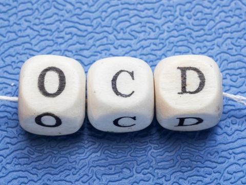roi-loan-am-anh-cuong-che-ocd-va-cac-roi-loan-lien-quan-o-tre-em-va-vi-thanh-nien